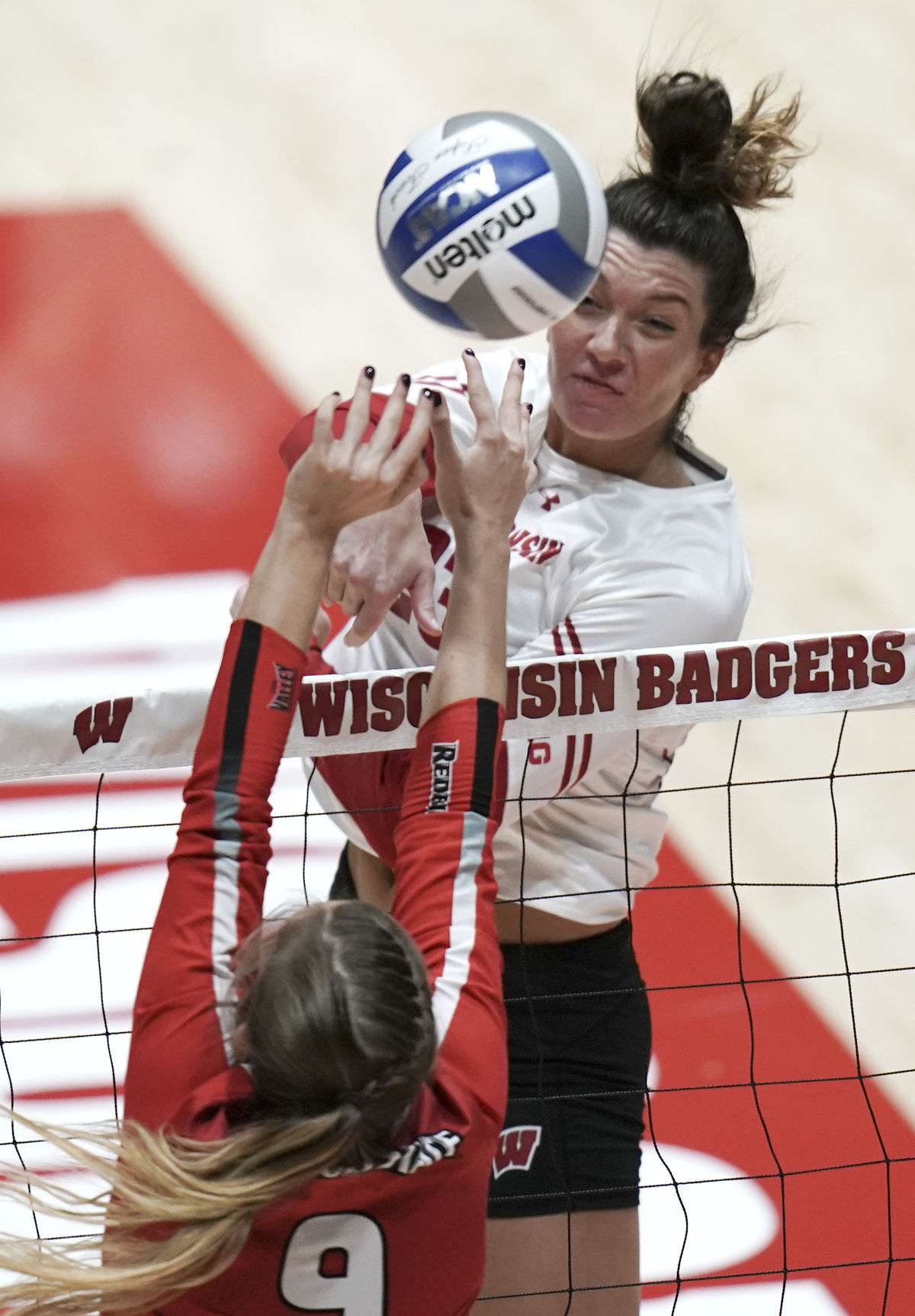 Badgers 3, Illinois State 0